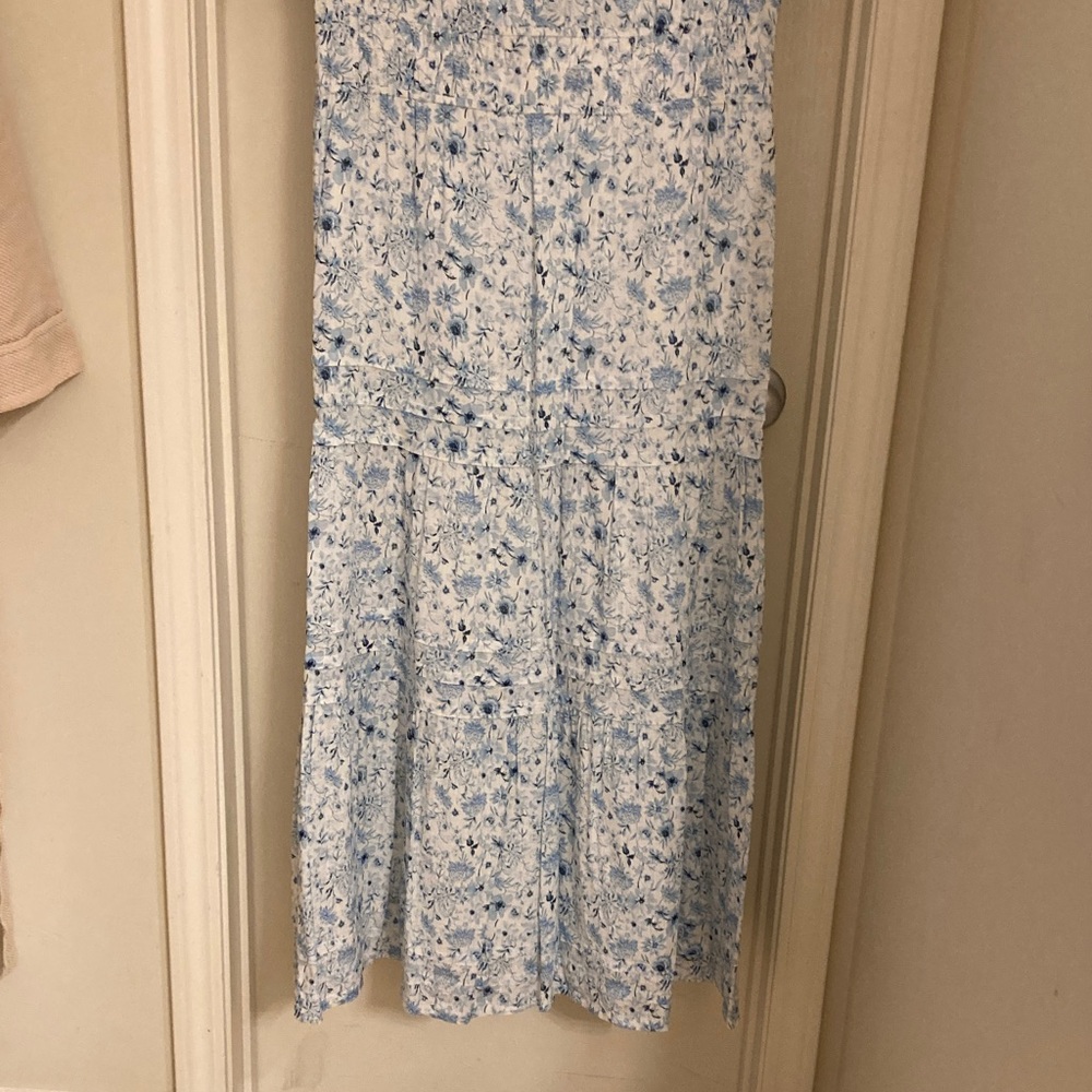 Chic Blue Floral Maxi Dress - Picture 2 of 11